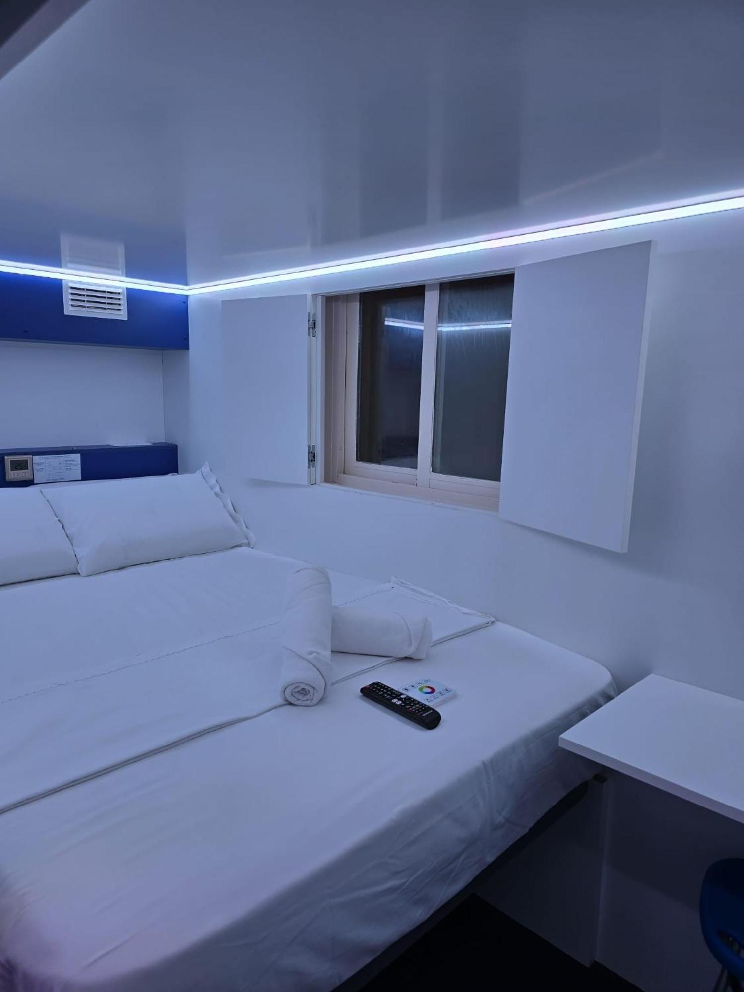 Modular Rooms Madrid Exterior photo